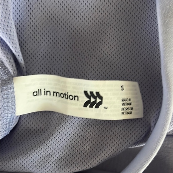 Lilac or Lavender Purple Athletic Crop Top - Picture 3 of 3